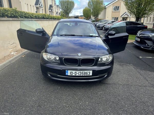 BMW 1-Series Hatchback, Diesel, 2010, Black