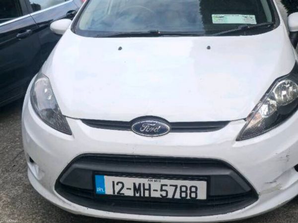 Ford Fiesta Hatchback, Diesel, 2012, White