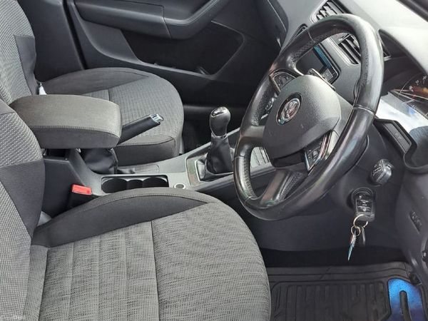 Skoda Octavia Saloon, Diesel, 2014, Black