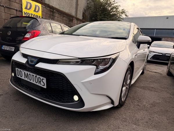 Toyota Corolla Saloon, Petrol Hybrid, 2020, Grey