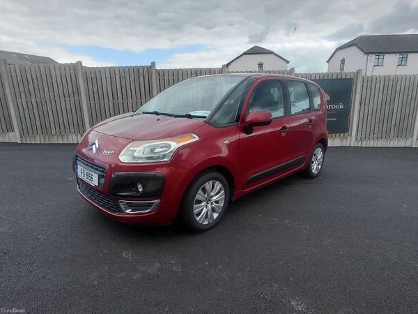 Citroen C3 Hatchback, Diesel, 2011, Red