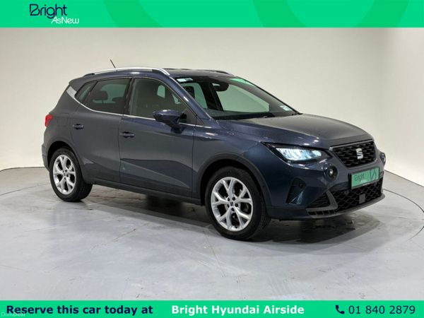 SEAT Arona Hatchback, Petrol, 2022, Grey