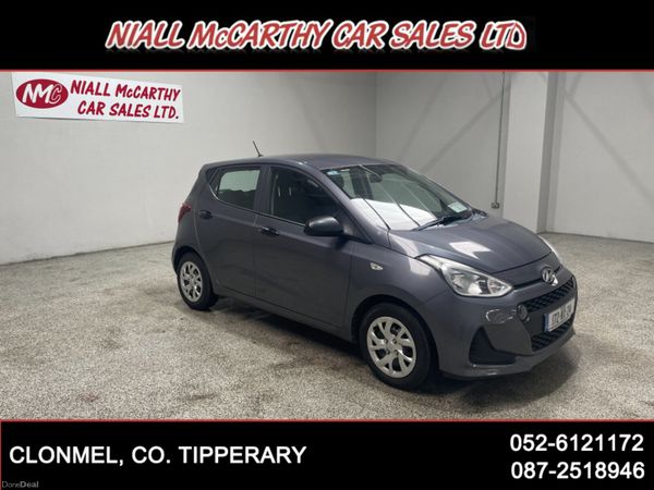 Hyundai i10 Hatchback, Petrol, 2017, Grey