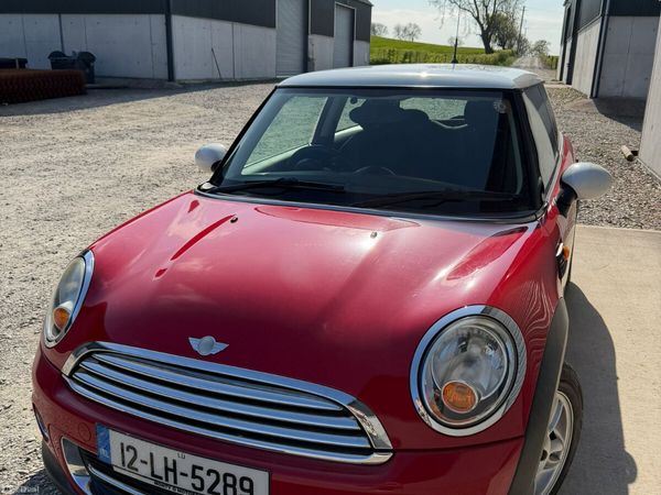 Mini Cooper Hatchback, Petrol, 2012, Red