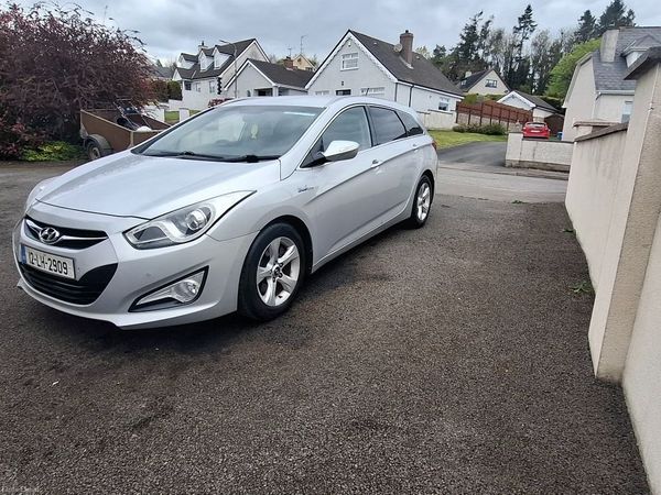 Hyundai i40 Estate, Diesel, 2012, Silver