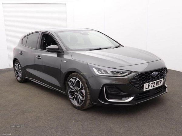 Ford Focus Hatchback, Diesel, 2023, Grey
