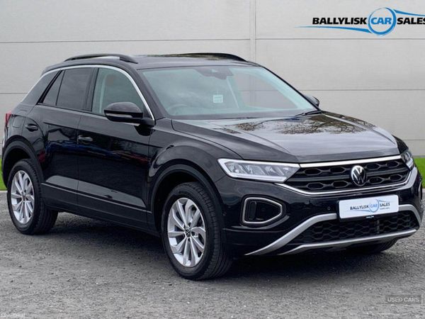 Volkswagen T-Roc SUV, Petrol, 2025, Black