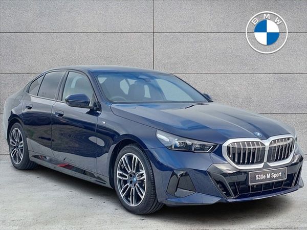 BMW 5-Series Saloon, Petrol Plug-in Hybrid, 2026, Blue