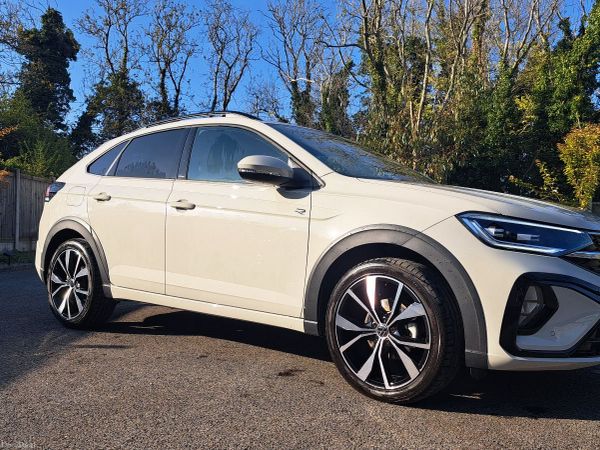 Volkswagen Taigo Estate/Jeep, Petrol, 2025, Grey