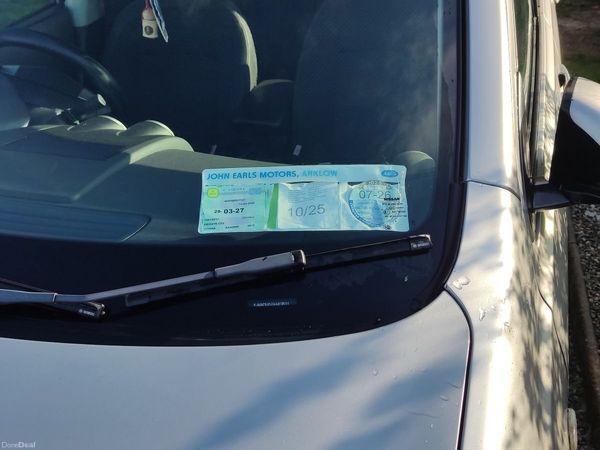 Nissan Qashqai Hatchback, Diesel, 2010, Silver