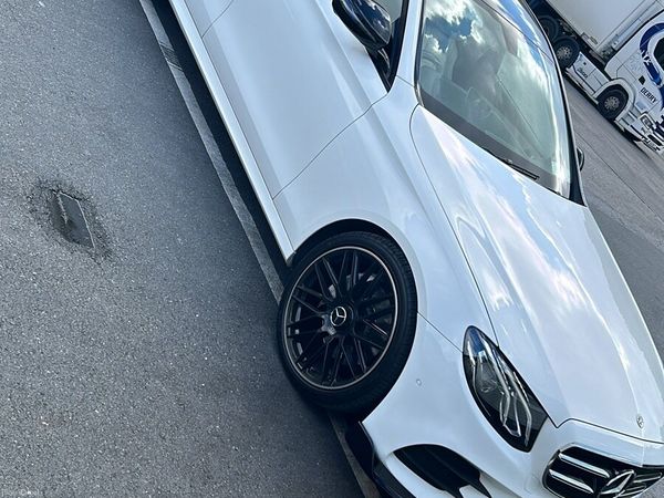 Mercedes-Benz E-Class Saloon, Diesel, 2019, White