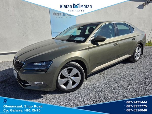 Skoda Superb Hatchback, Diesel, 2017, Green