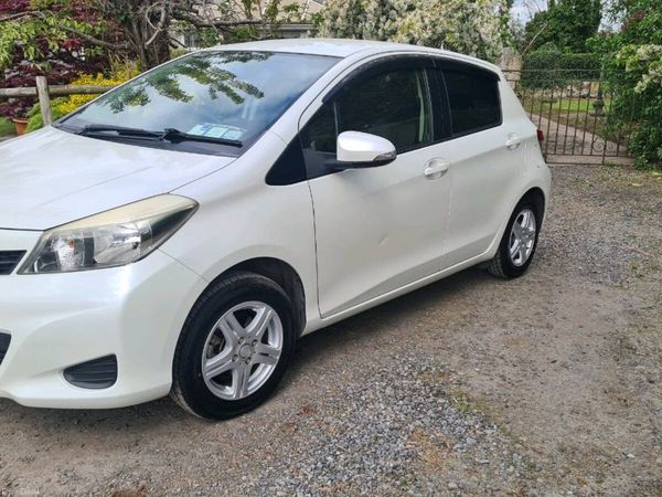 Toyota Vitz Hatchback, Petrol, 2012, White