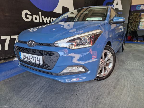 Hyundai i20 Hatchback, Petrol, 2016, Blue