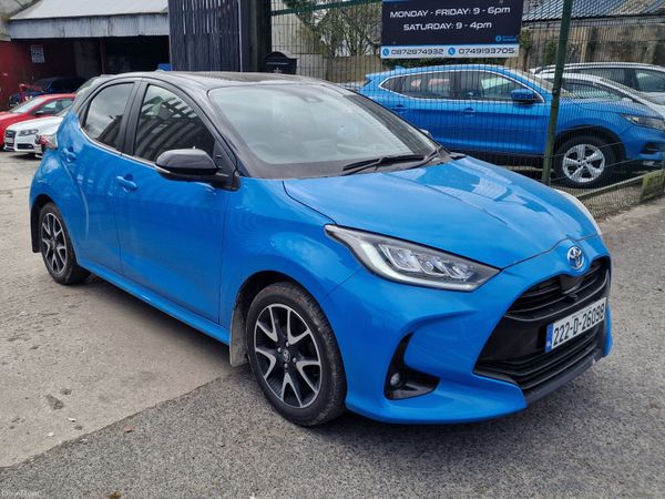 Toyota Yaris Hatchback, Petrol, 2022, Blue