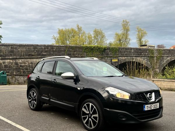 Nissan Qashqai Hatchback, Diesel, 2011, Black