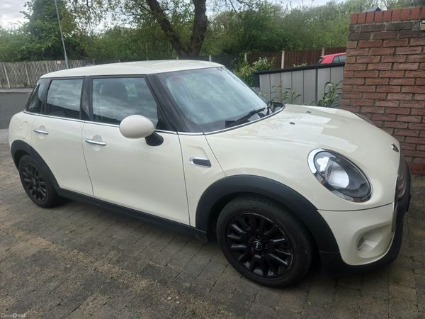 Mini One Hatchback, Diesel, 2016, White