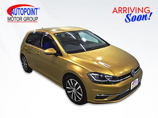 Volkswagen Golf Hatchback, Petrol, 2019, Gold