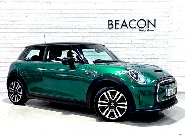 Mini Electric Hatchback, Electric, 2022, Green
