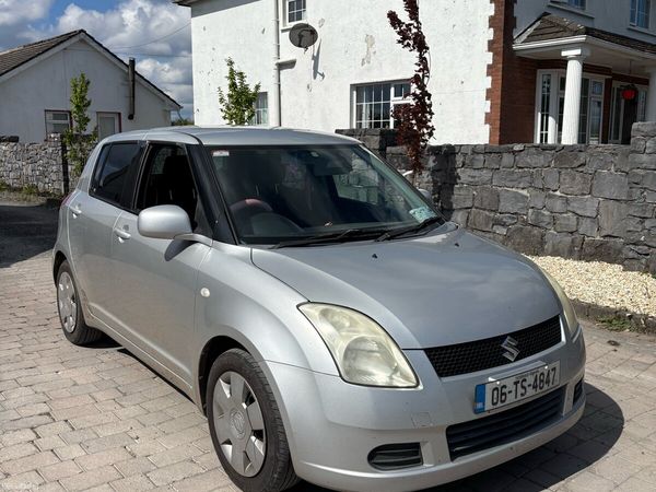 Suzuki Swift Hatchback, Petrol, 2006, Silver