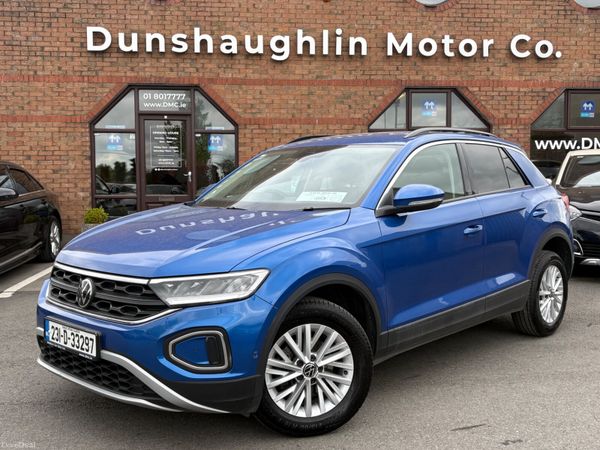 Volkswagen T-Roc SUV, Petrol, 2023, Blue