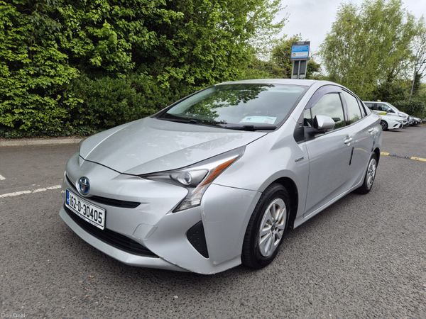Toyota Prius Hatchback, Petrol Hybrid, 2016, Silver