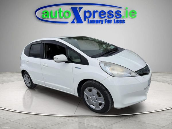 Honda Fit Hatchback, Petrol Hybrid, 2013, White