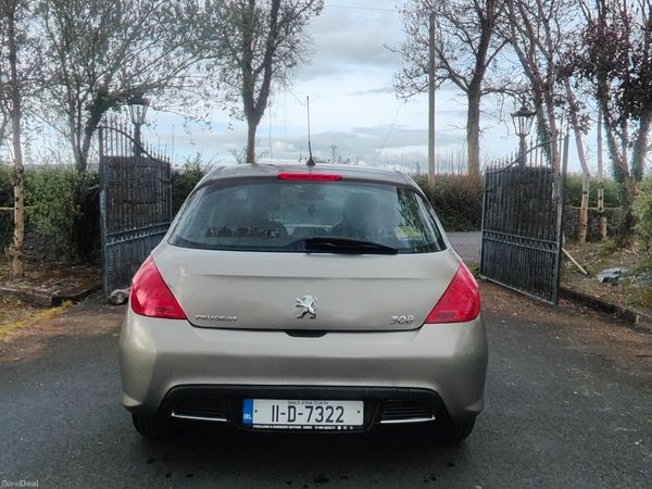 Peugeot 308 Hatchback, Diesel, 2011, Grey