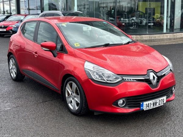 Renault Clio Hatchback, Petrol, 2014, Red