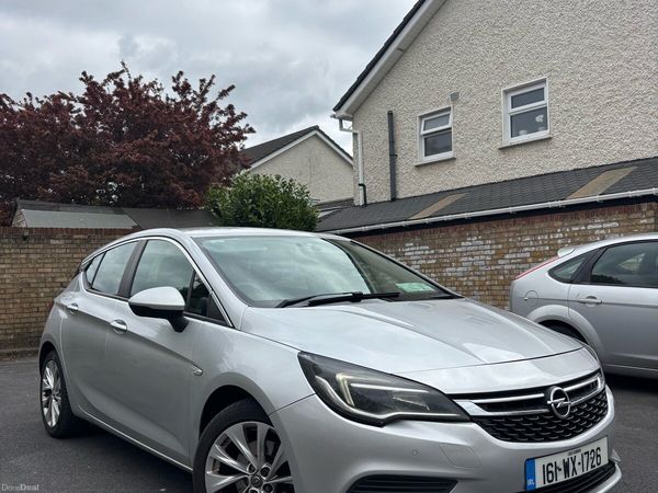 Opel Astra Hatchback, Diesel, 2016, Silver