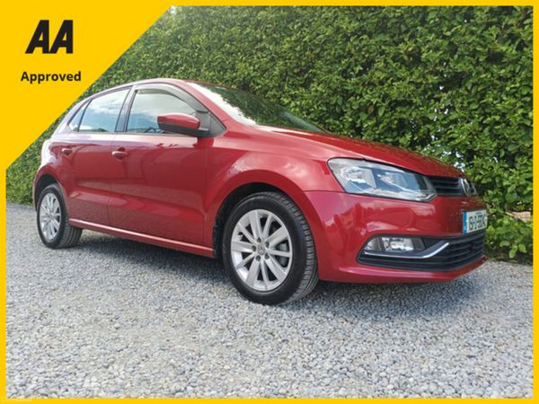 Volkswagen Polo Hatchback, Petrol, 2015, Red