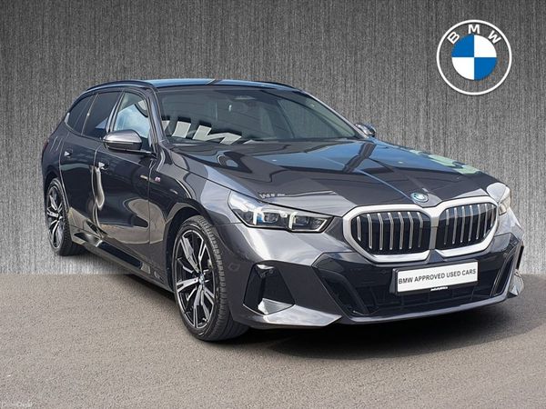 BMW 5-Series Estate, Petrol Plug-in Hybrid, 2025, Grey