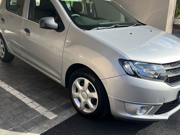 Dacia Sandero Hatchback, Petrol, 2016, Silver