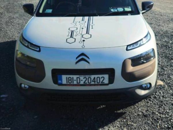 Citroen C4 Cactus Hatchback, Petrol, 2018, White