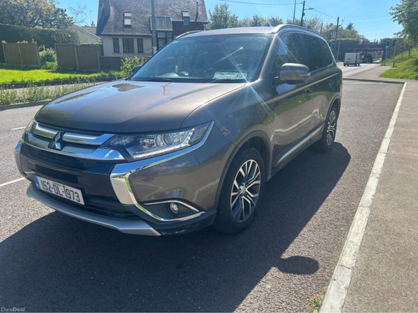 Mitsubishi Outlander Estate, Diesel, 2015, Brown