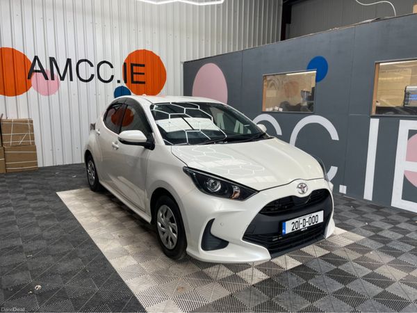 Toyota Yaris Hatchback, Petrol, 2020, White