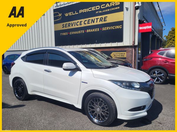 Honda Vezel Estate, Petrol Hybrid, 2015, White