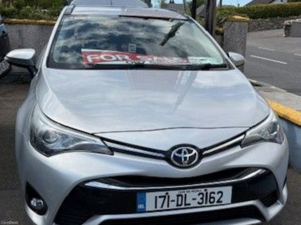 Toyota Avensis Estate, Diesel, 2017, Silver