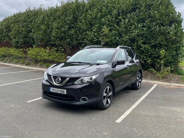 Nissan Qashqai SUV, Diesel, 2017, Black