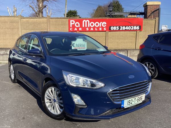 Ford Focus Hatchback, Petrol, 2019, Blue