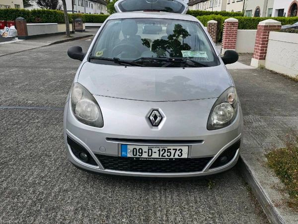 Renault Twingo Hatchback, Petrol, 2009, Silver