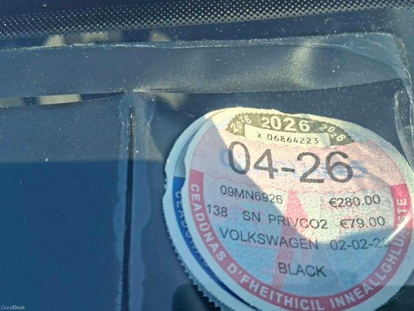 Volkswagen Polo Hatchback, Petrol, 2009, Black