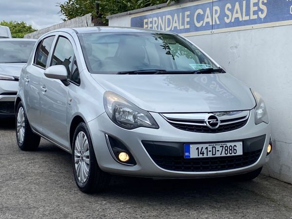 Opel Corsa Hatchback, Petrol, 2014, Silver