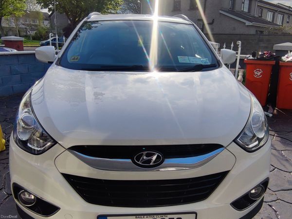 Hyundai ix35 SUV, Diesel, 2012, White