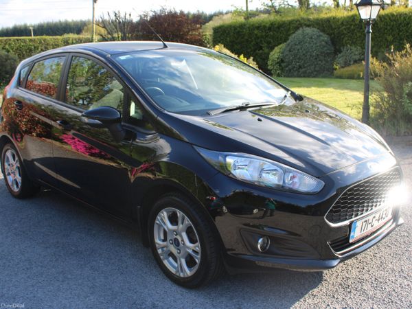 Ford Fiesta Hatchback, Petrol, 2017, Black