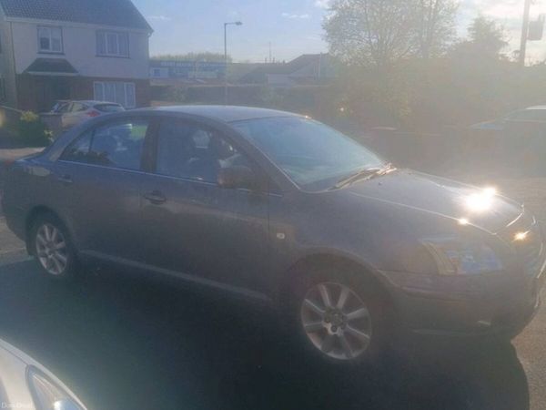 Toyota Avensis Saloon, Petrol, 2003, Grey