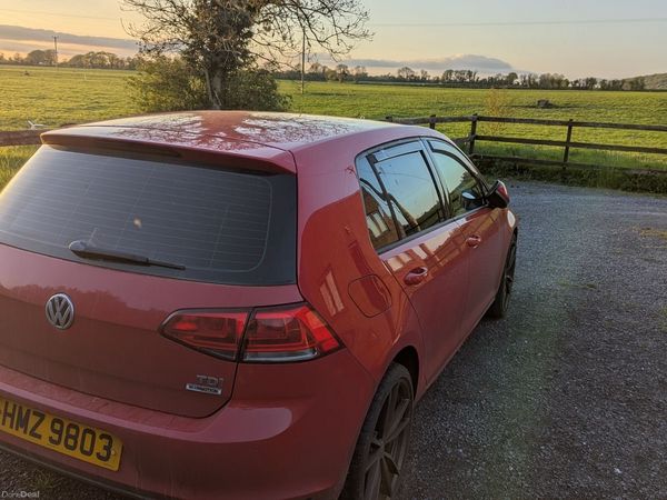 Volkswagen Golf Hatchback, Diesel, 2015, Red