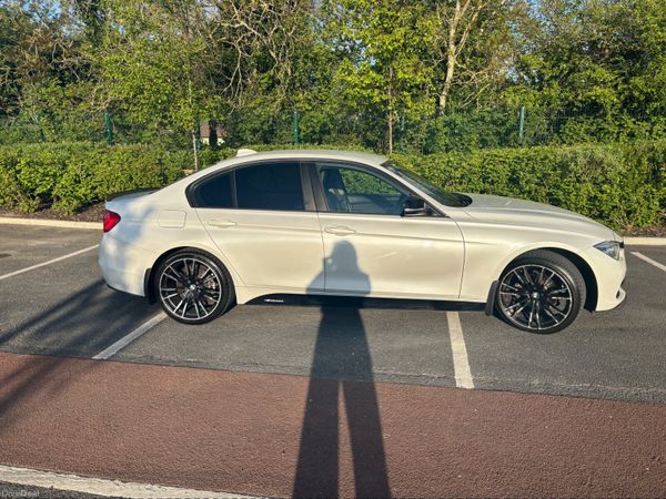 BMW 3-Series Saloon, Diesel, 2018, White