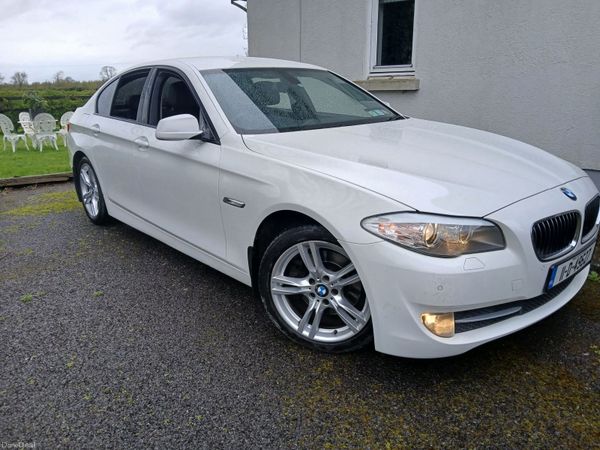 BMW 5-Series Saloon, Diesel, 2011, White