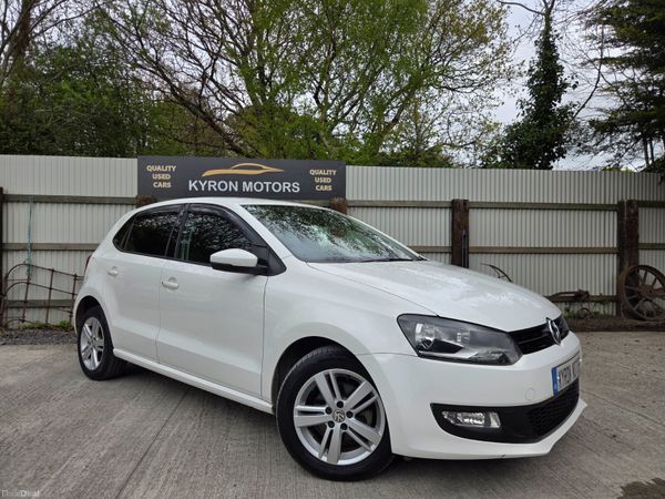 Volkswagen Polo Hatchback, Petrol, 2013, White